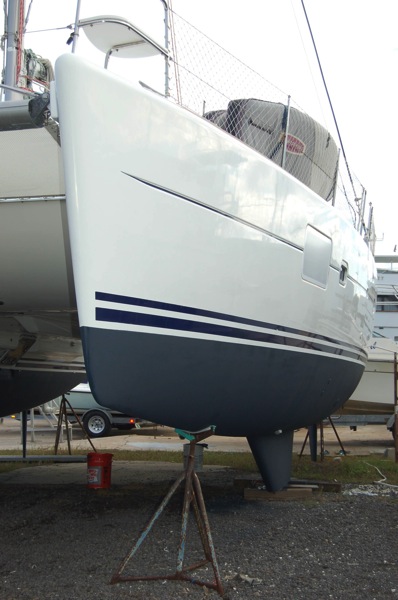 Mattina gets her hulls waxed and bottom painted.