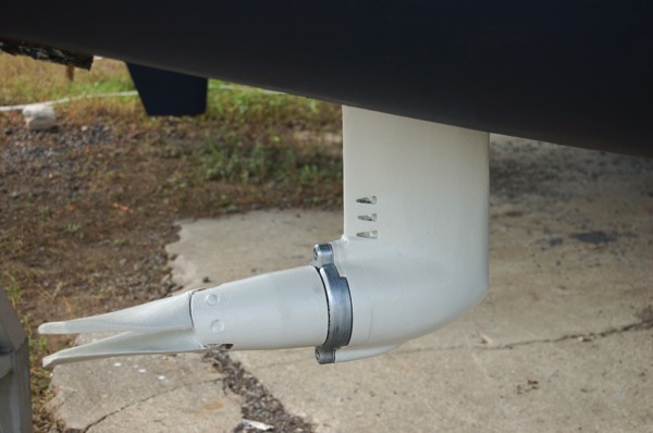 Folding prop in closed position.